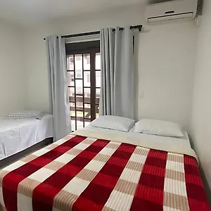 Casa Em Próximo A Casa de Férias